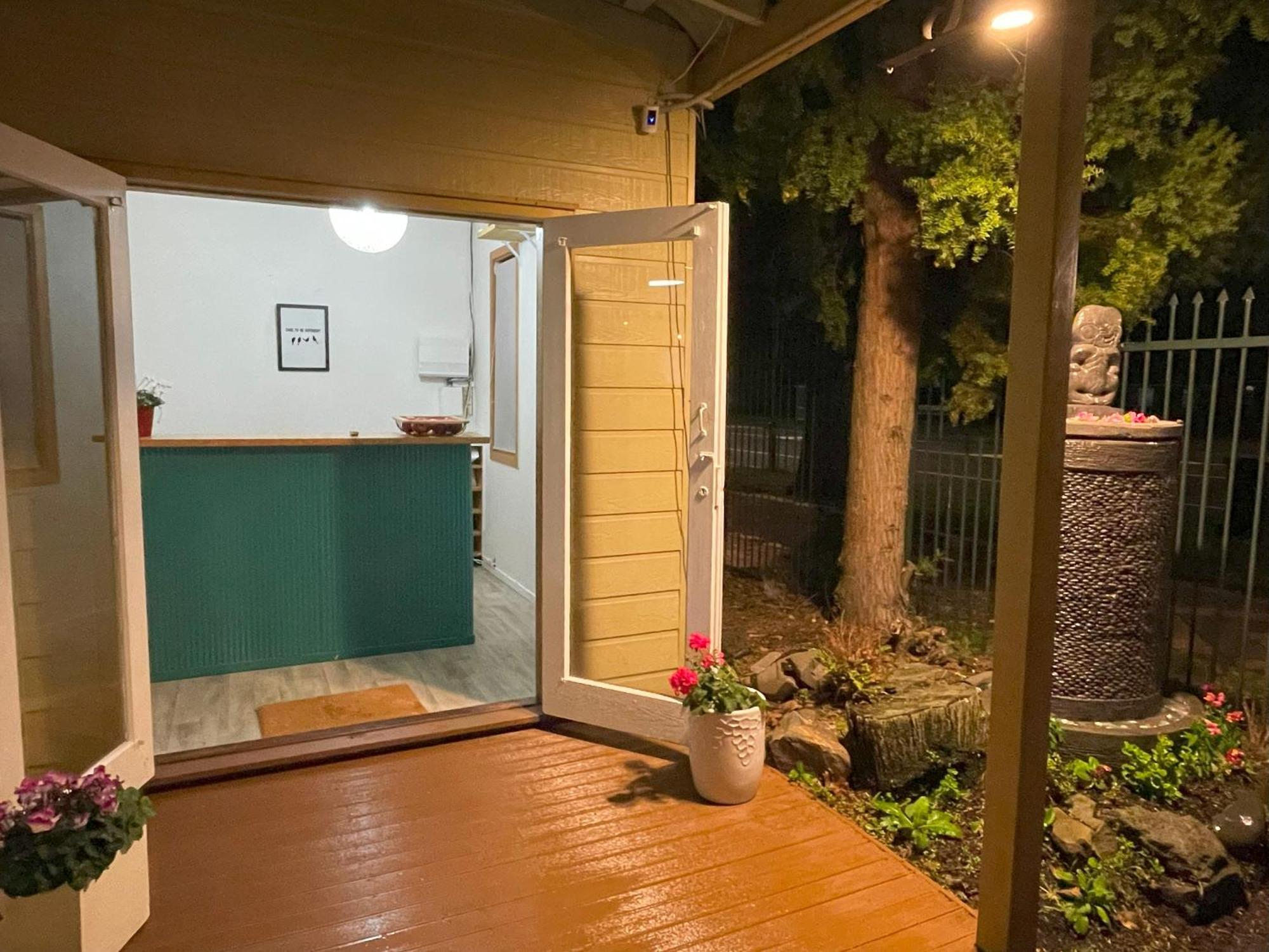 Tirau Woof Woof.....Motor Inn Eksteriør bilde